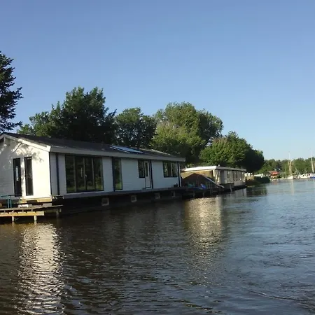 Bb De Woonboot *