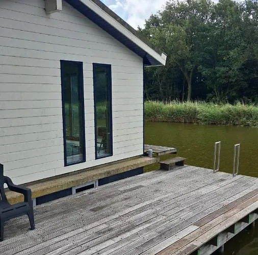 Bb De Woonboot Appartement Anna Paulowna