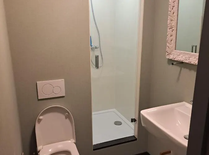 Bb De Woonboot Daire Anna Paulowna